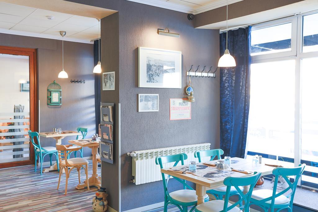 Artmotel & Bistro Hateg Bagian luar foto